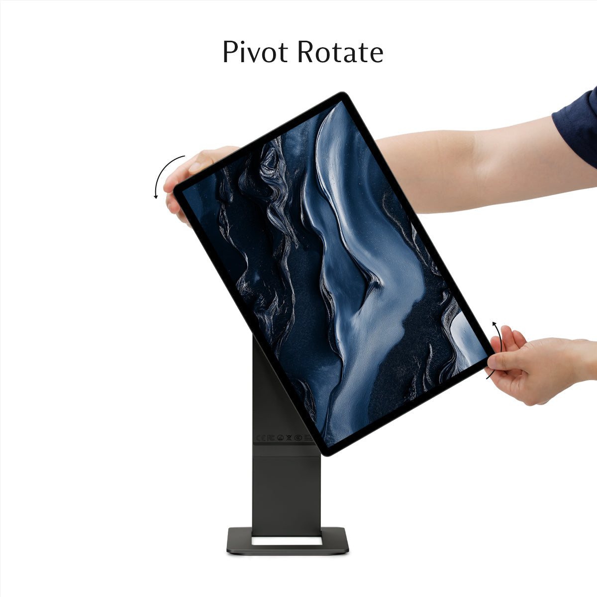 FlipAction Elite 16 inch portable monitor Space Black aangesloten op laptop als tweede scherm